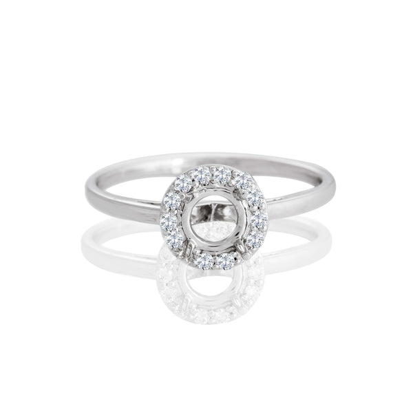 18k White Gold Round Halo Engagement Ring