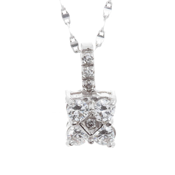 18k White Gold Three Step Necklace