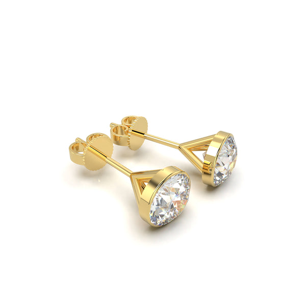 Izyana Lab Round Diamond Studs