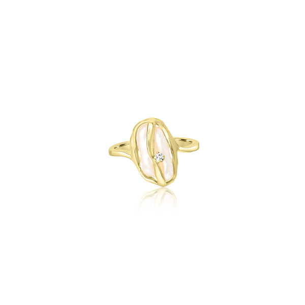 Lilla Freshwater Pearl Ring